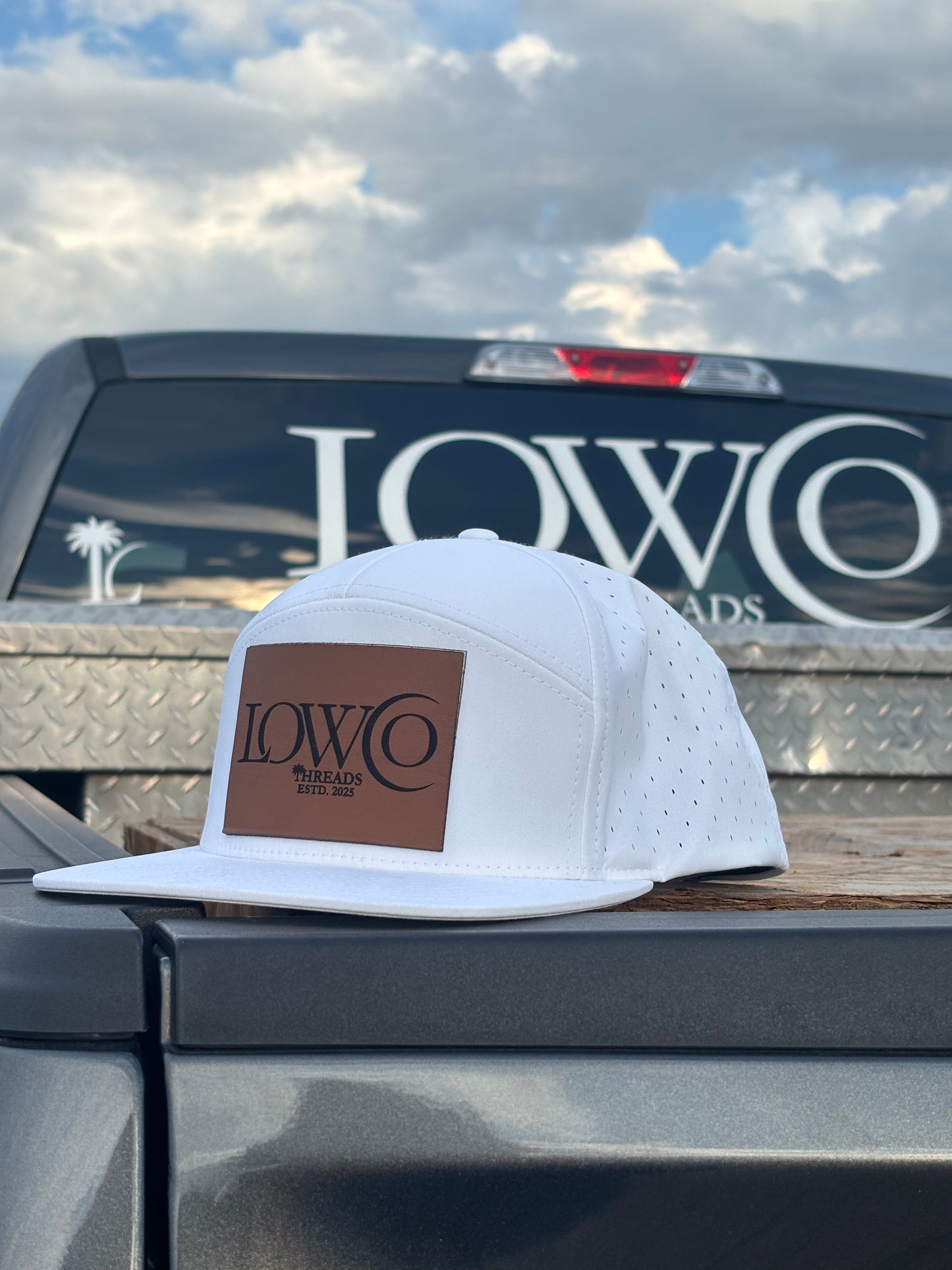 Lowco Threads Richardson 169 7-Panel Hat
Polyester Structured High-Profile Cap Adjustable
Snapback - Richardson Cannon
Hat-Front Logo Leather Patch