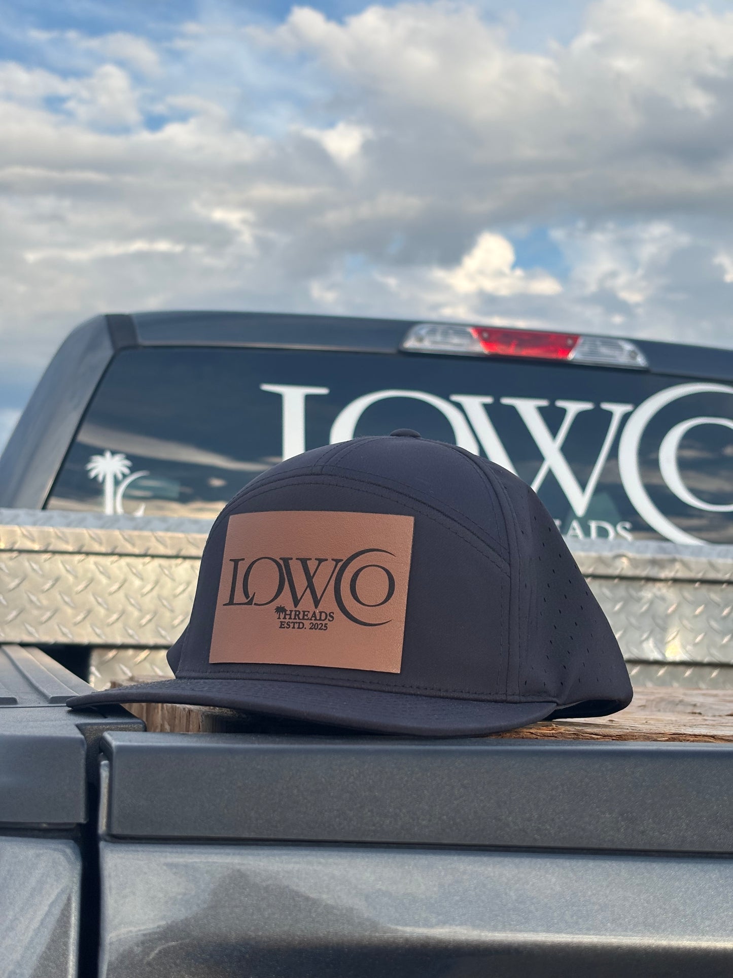 Lowco Threads Richardson 169 7-Panel Hat
Polyester Structured High-Profile Cap Adjustable
Snapback - Richardson Cannon
Hat-Front Logo Leather Patch